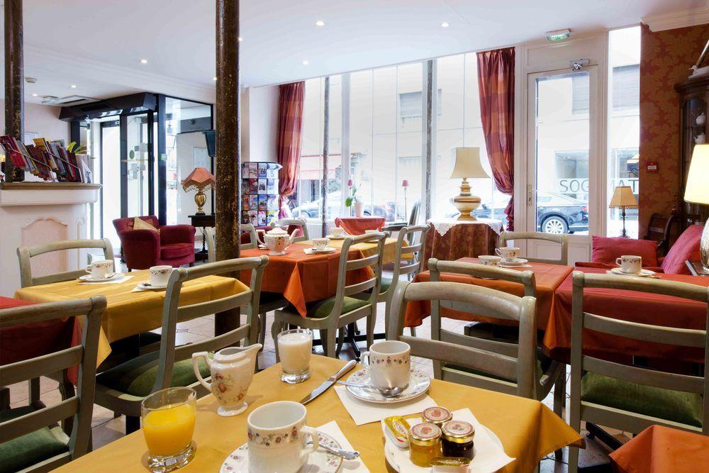 Hotel Courcelles Mederic Paris Exterior foto