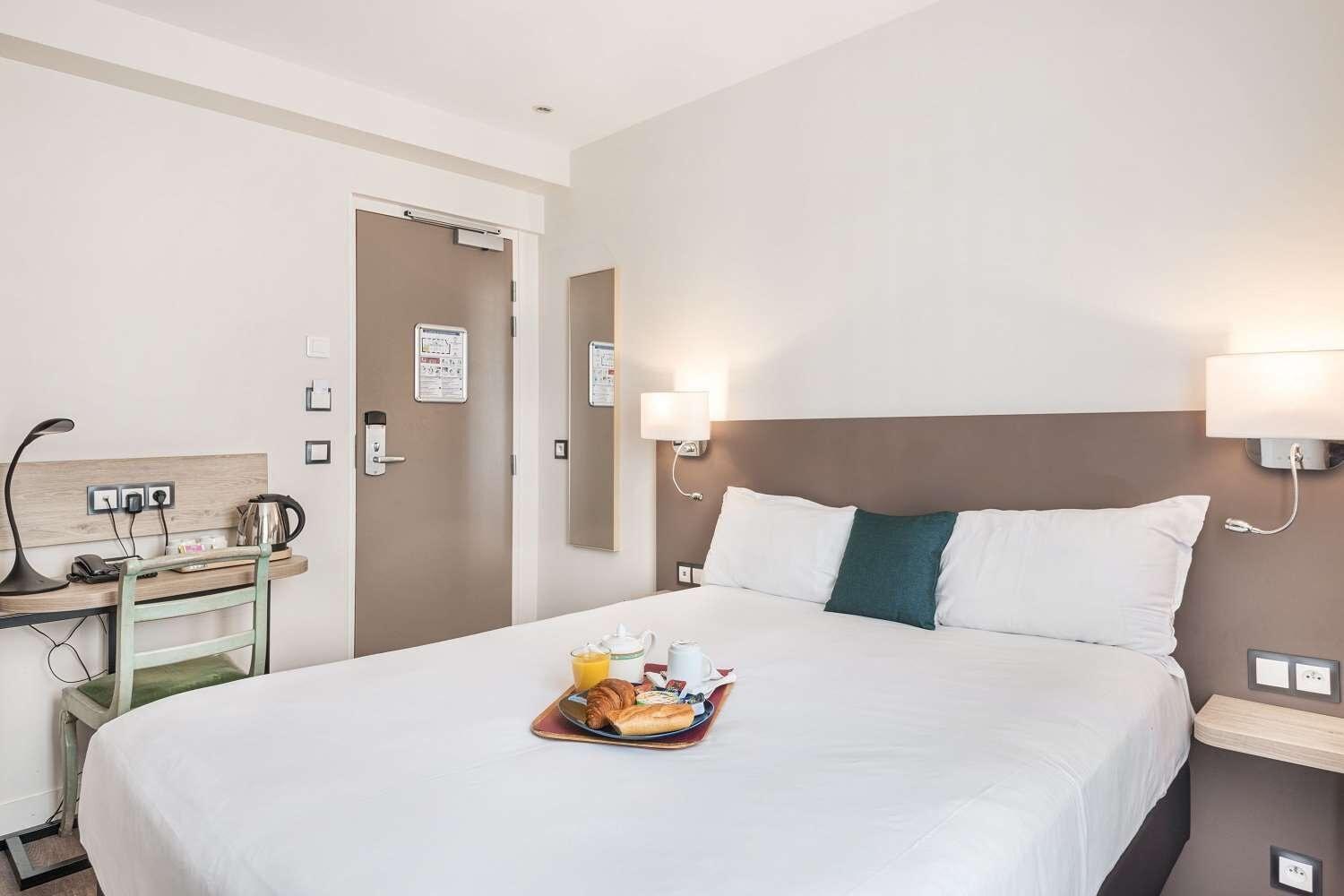 Hotel Courcelles Mederic Paris Exterior foto