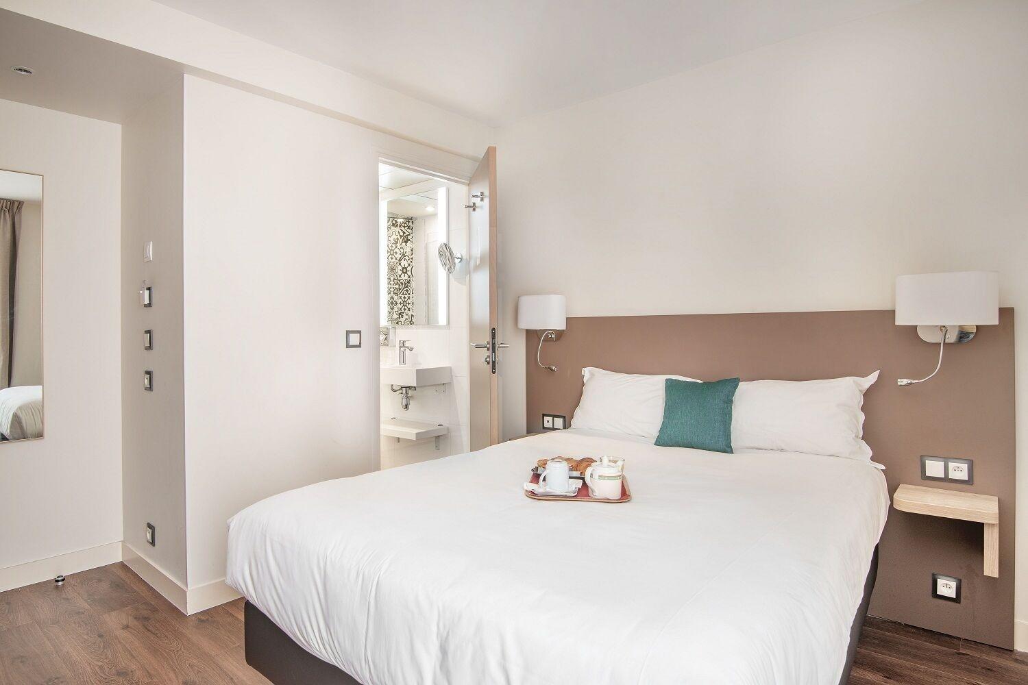 Hotel Courcelles Mederic Paris Exterior foto