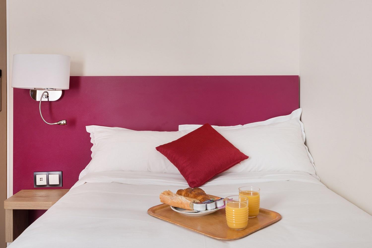 Hotel Courcelles Mederic Paris Exterior foto